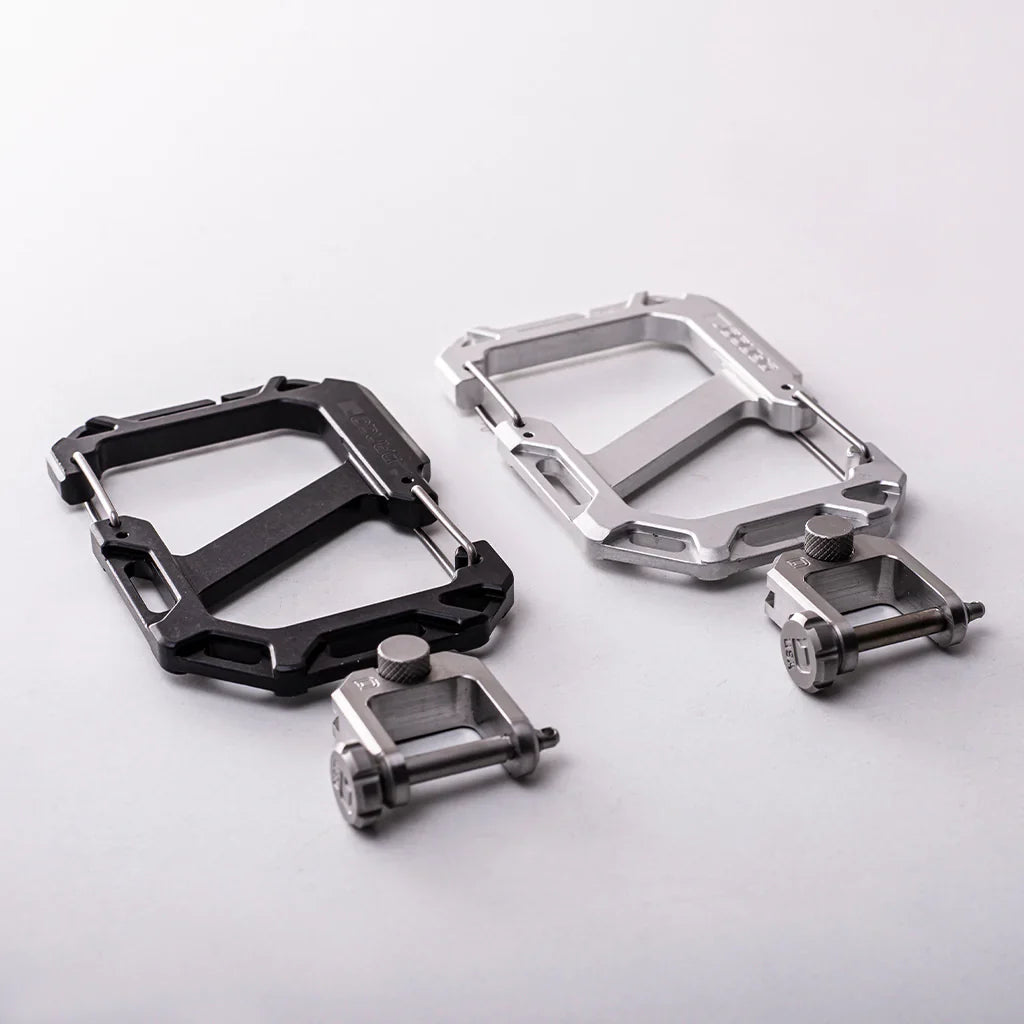 Carabiner XL & Shackle