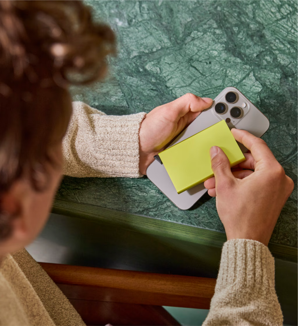 Card Protector for MagSafe